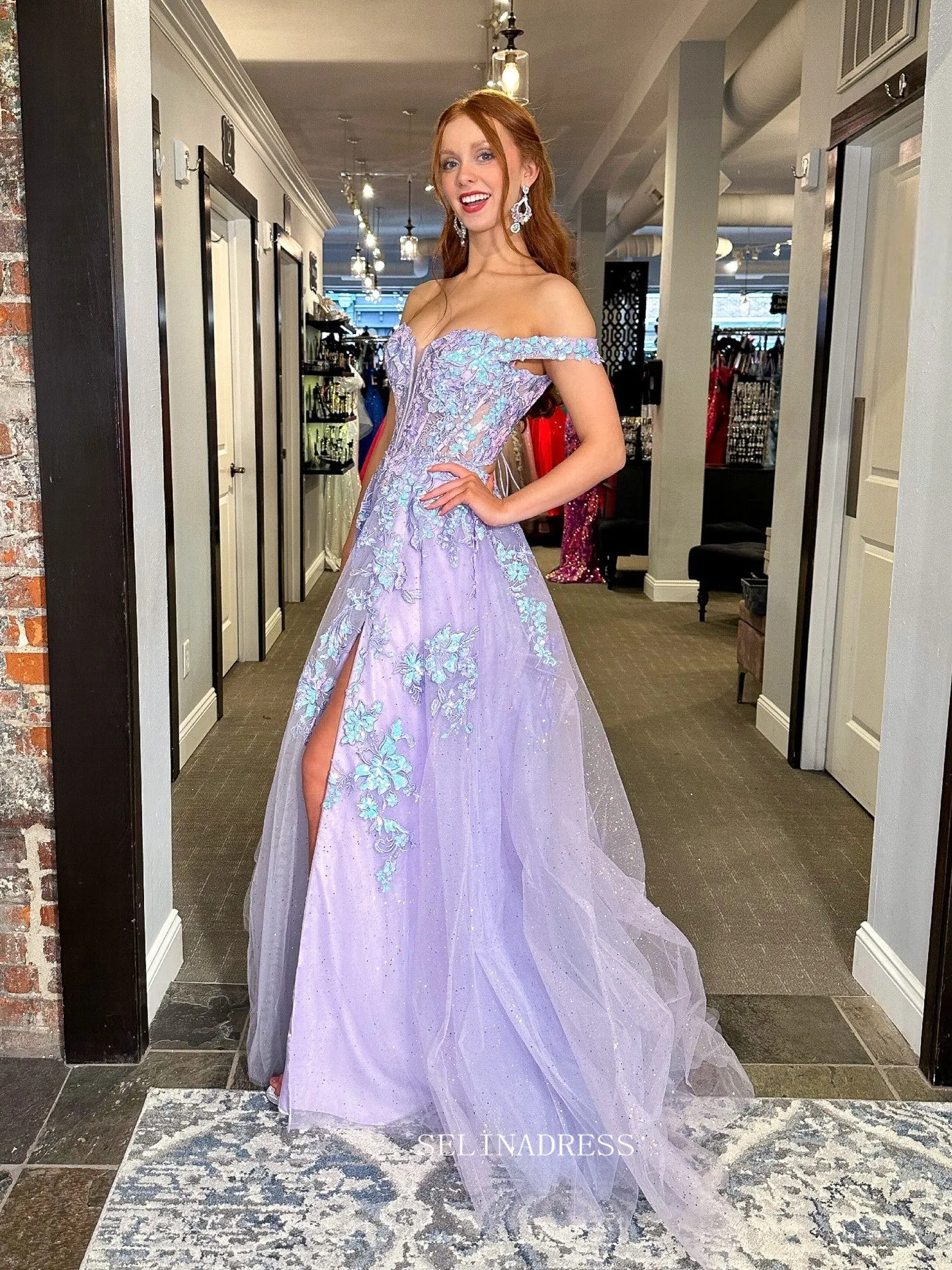 A-line Off-the-shoulder Applique Lilac Prom Dress with Beading sew1067