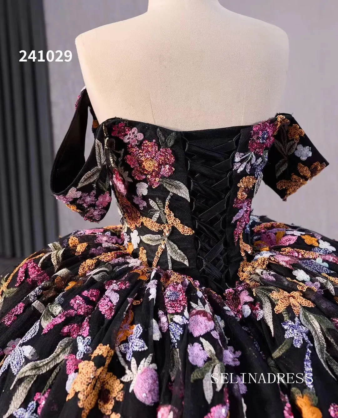 Black Floral Wedding Dress Off the Shoulder Quinceanera Dress 241029