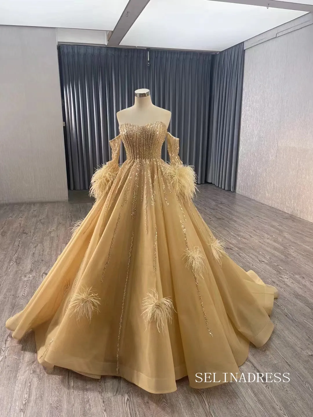 Champagne Beaded Feather Wedding Dress Removable Sleeve Quinceanera Dress 241012