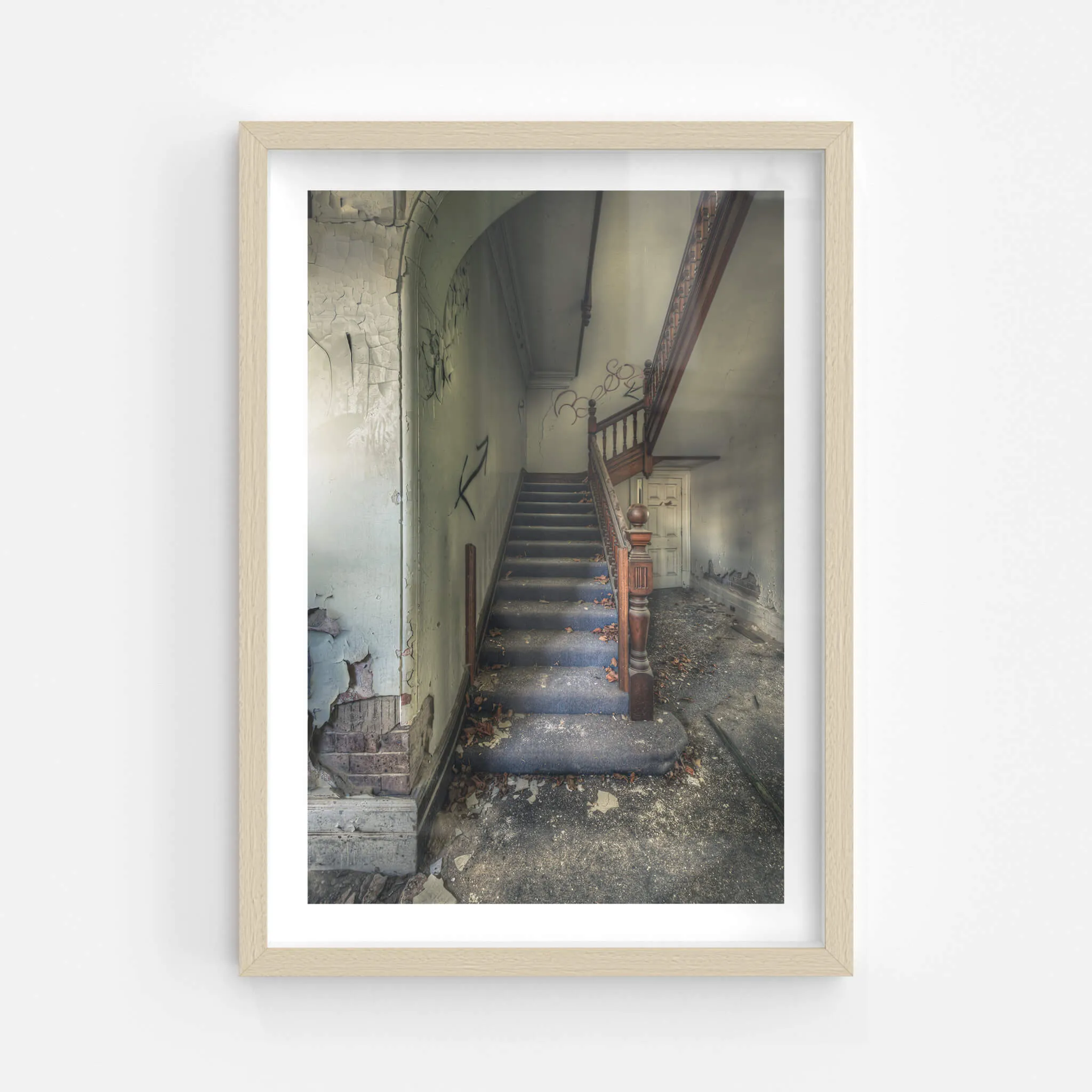 Crumbling Stairwell | The Asylum