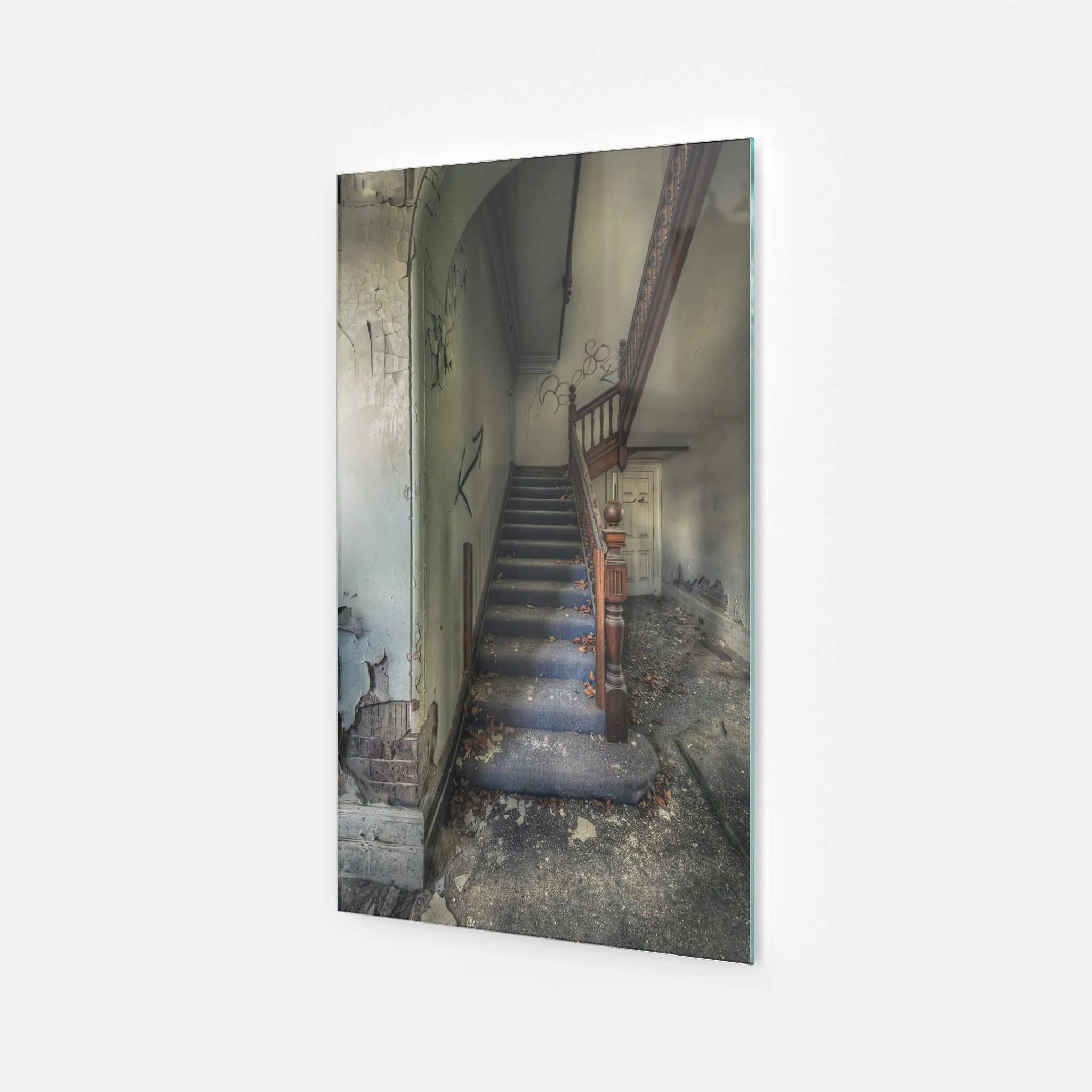 Crumbling Stairwell | The Asylum