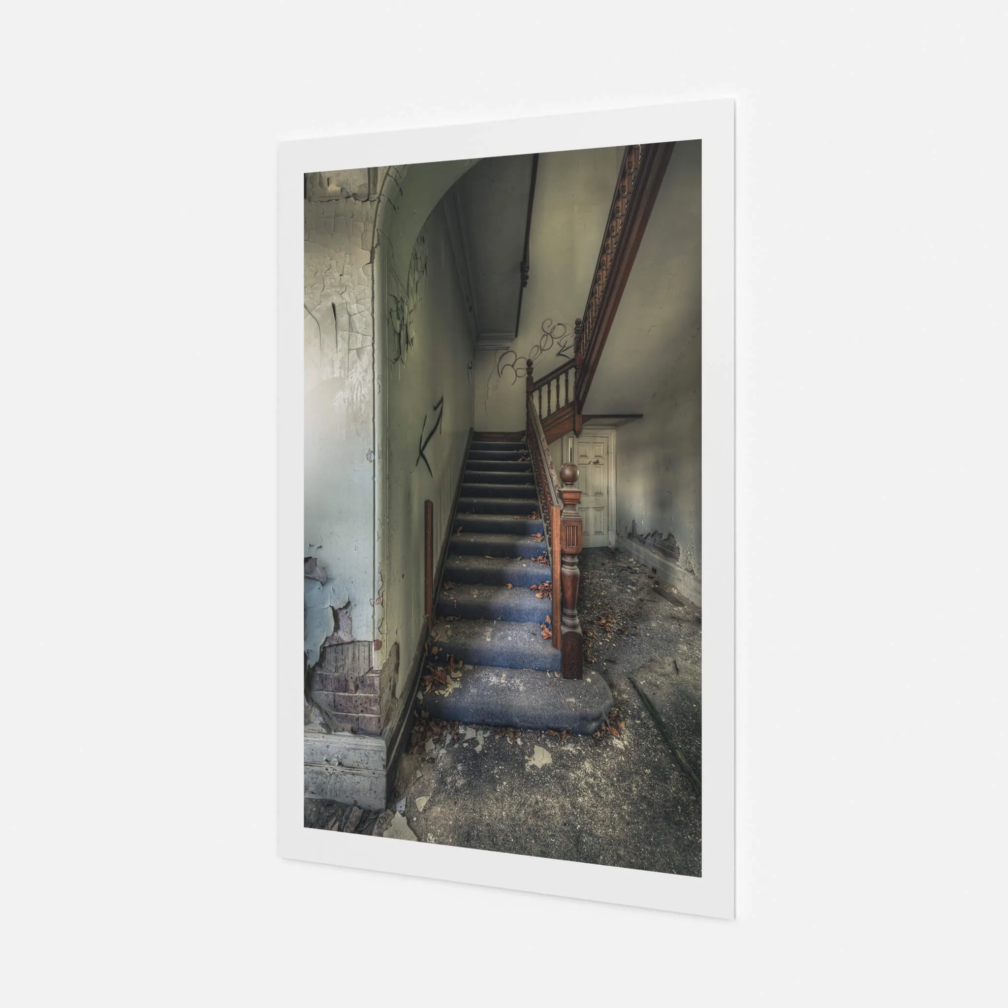 Crumbling Stairwell | The Asylum