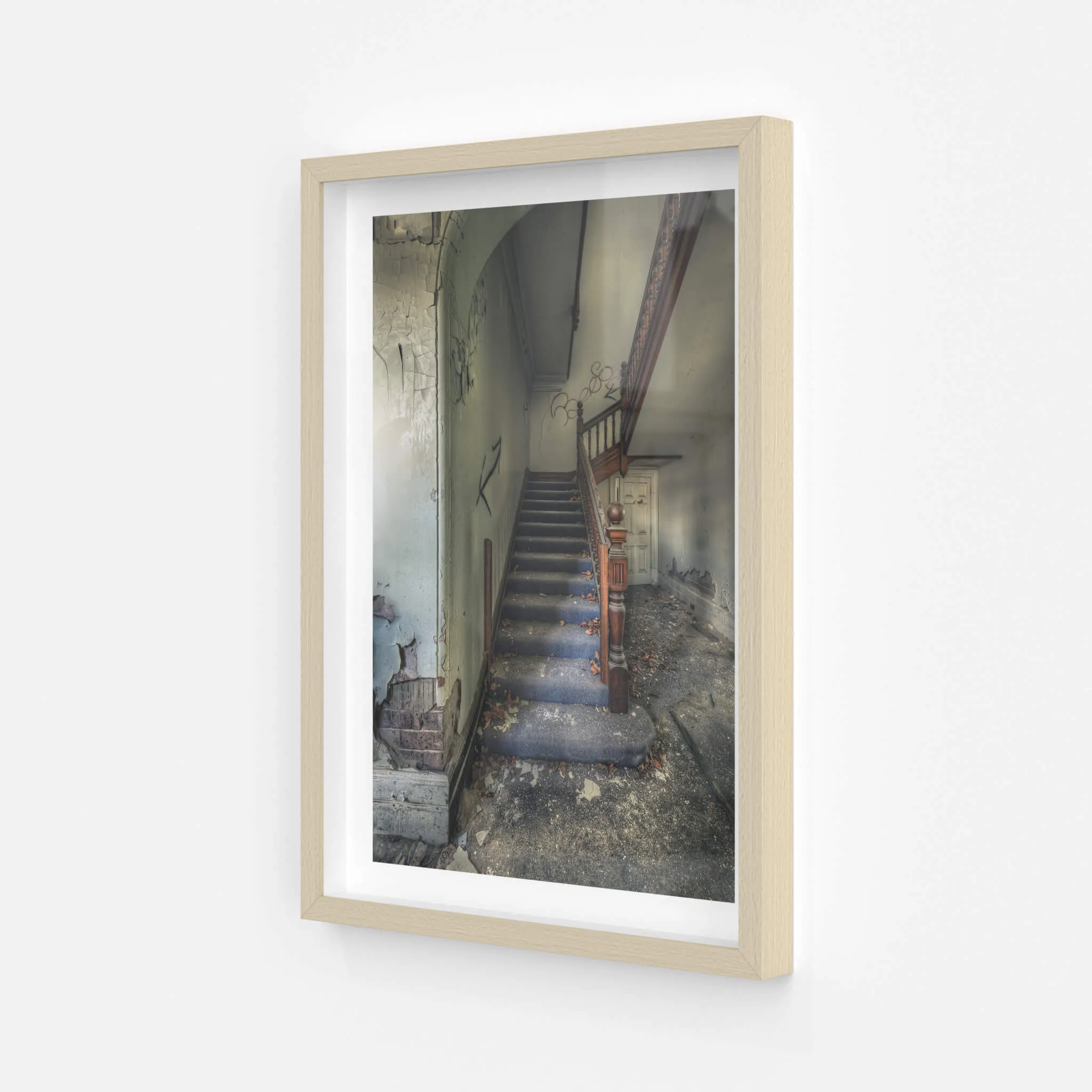 Crumbling Stairwell | The Asylum