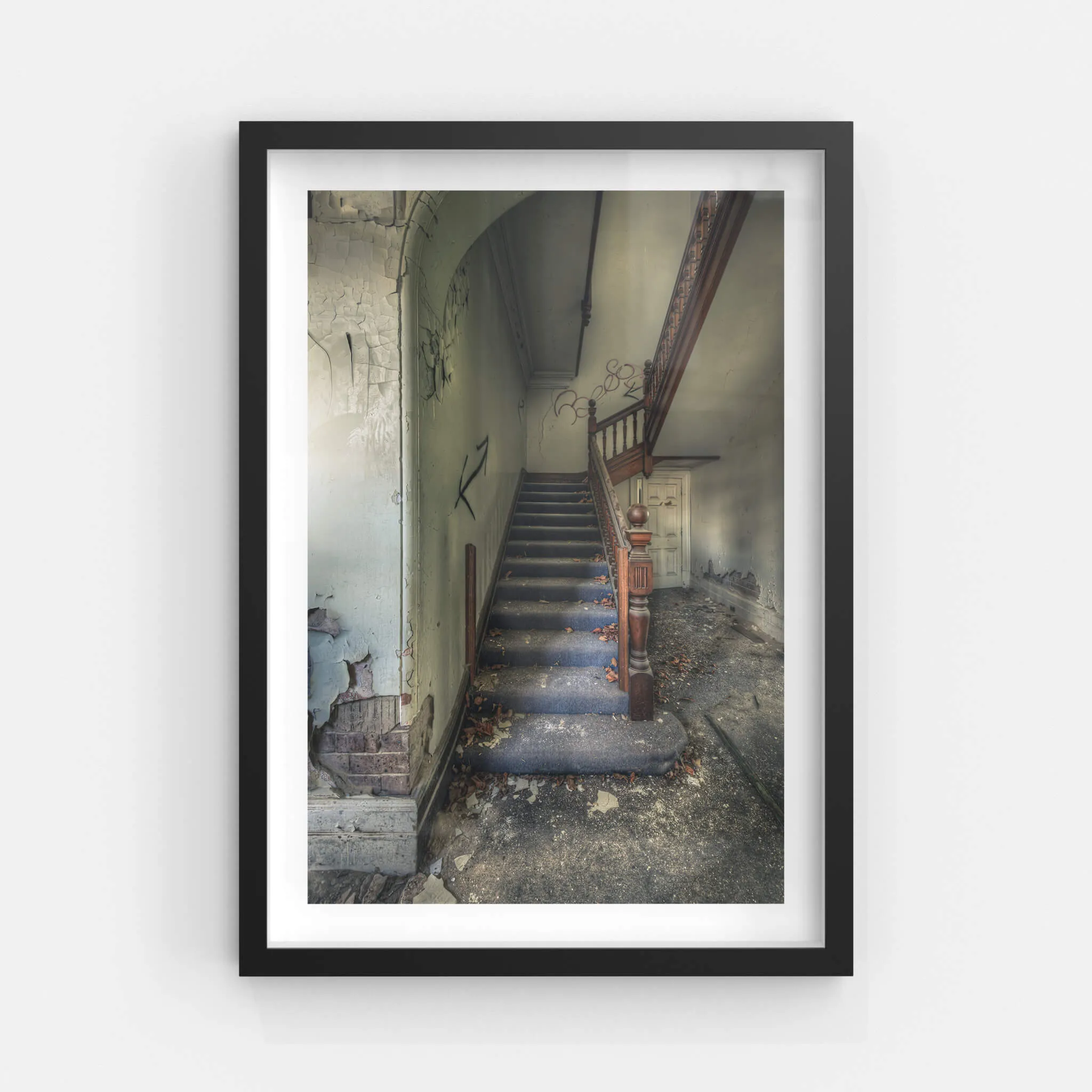 Crumbling Stairwell | The Asylum