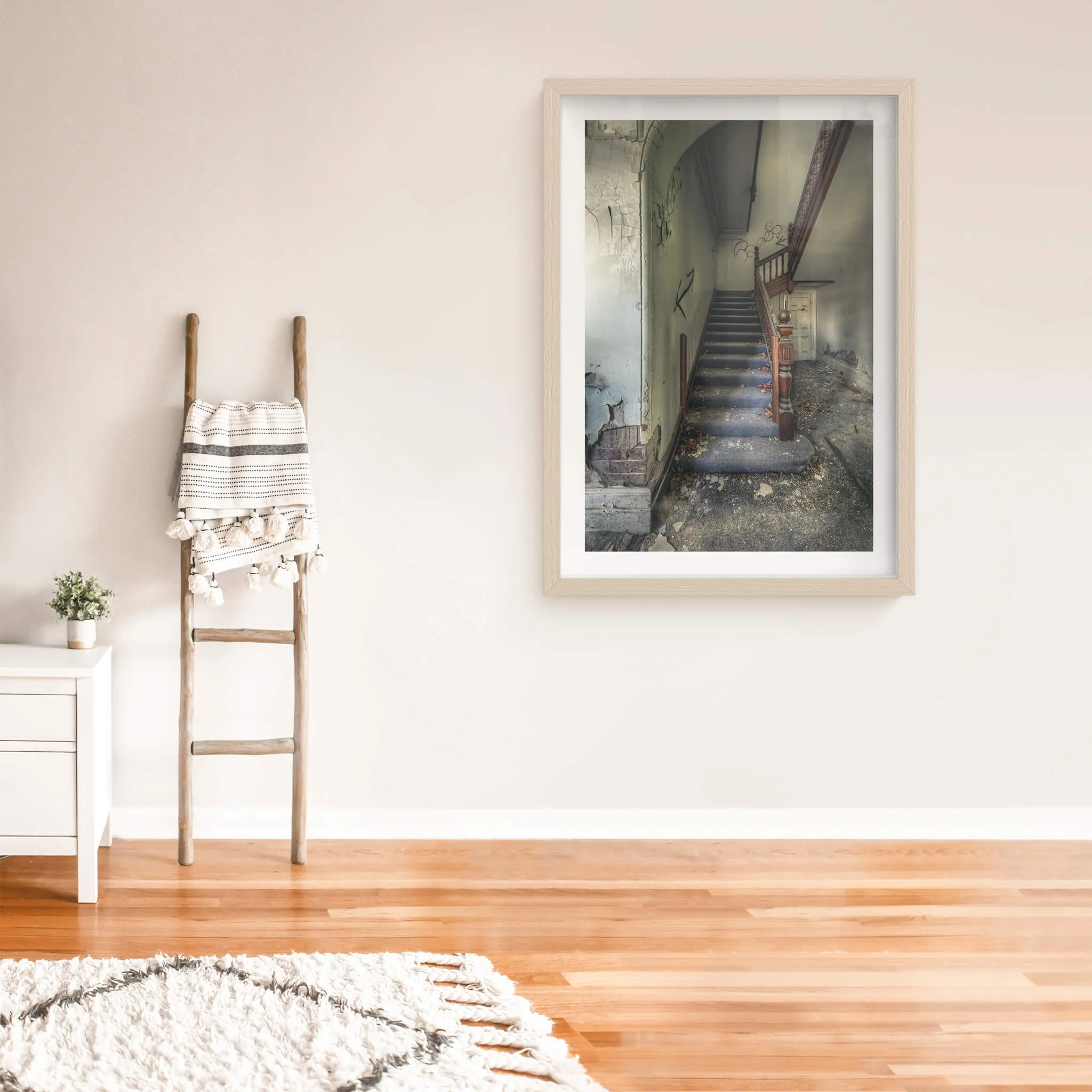 Crumbling Stairwell | The Asylum