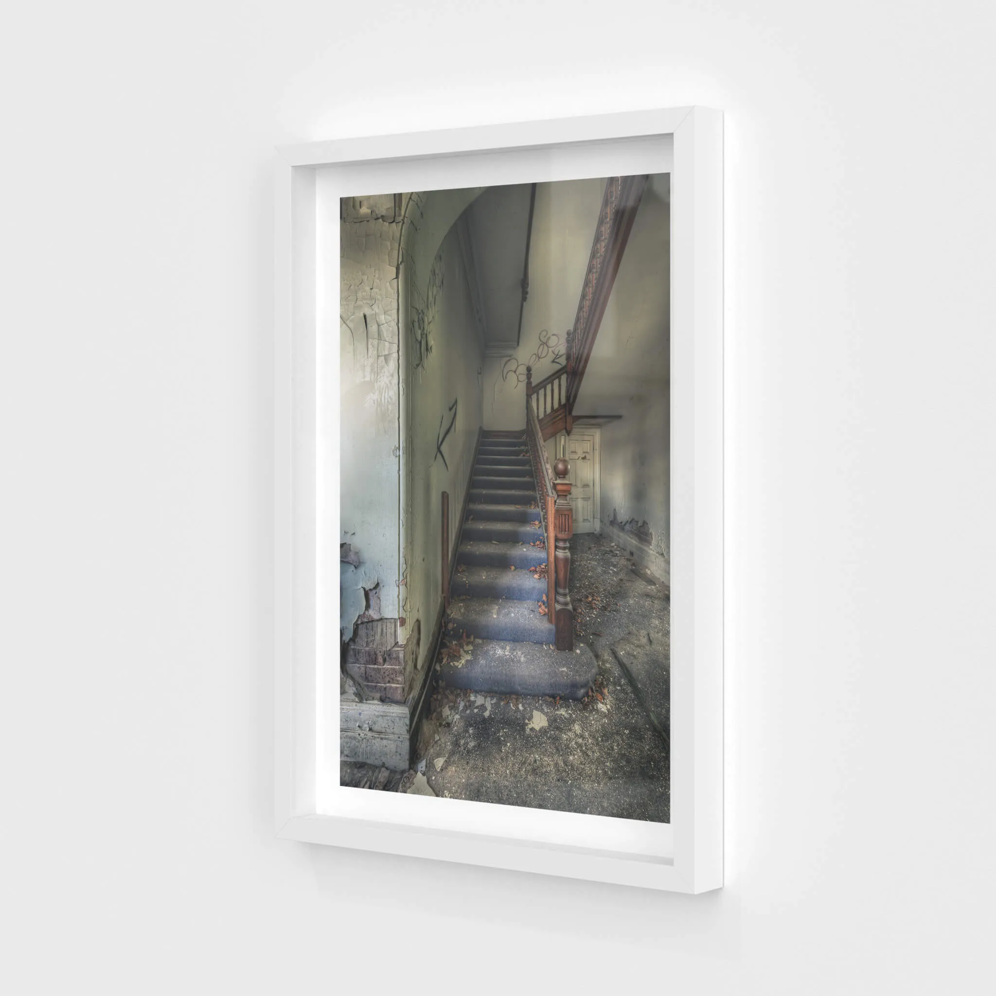 Crumbling Stairwell | The Asylum