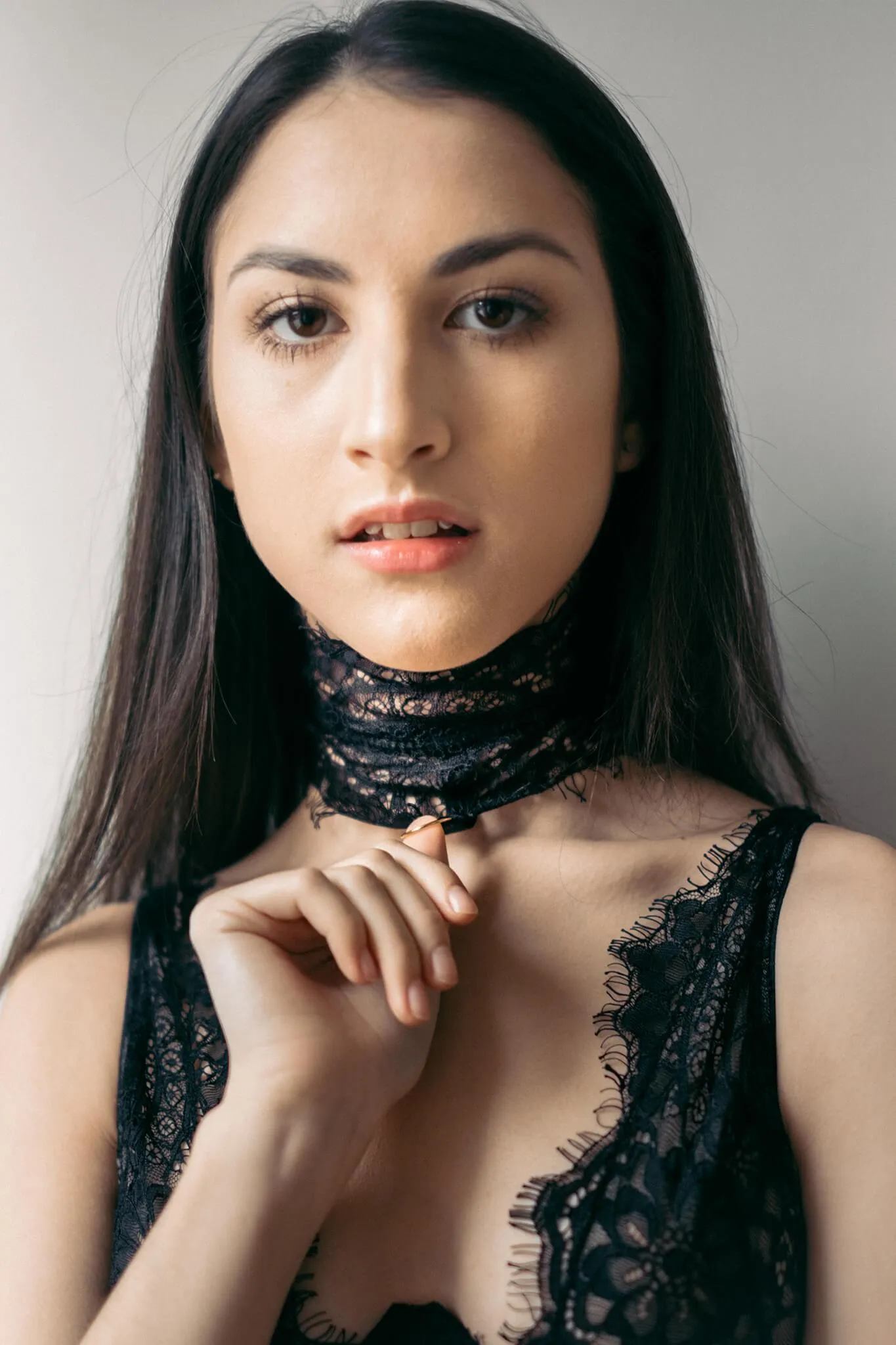 Malia Lace Choker