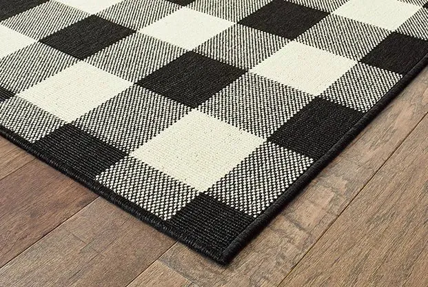Marina 1932K Black Ivory Rug