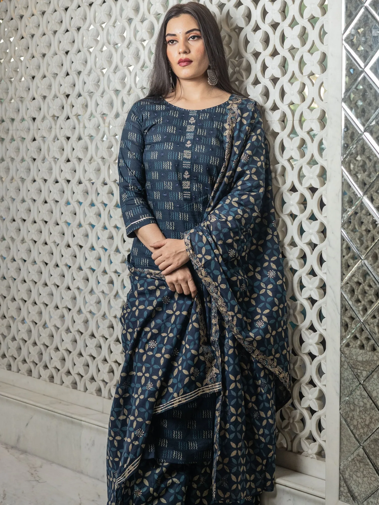 Women Indigo Kurta Set With Palazzo And Dupatta